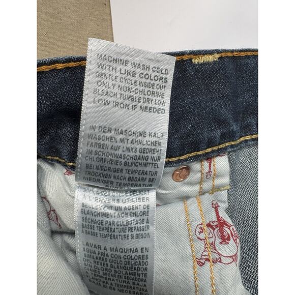 True Religion Jeans Men's Size 42 Slim Fit Wear On Back Pocket - Picture 4 of 7
